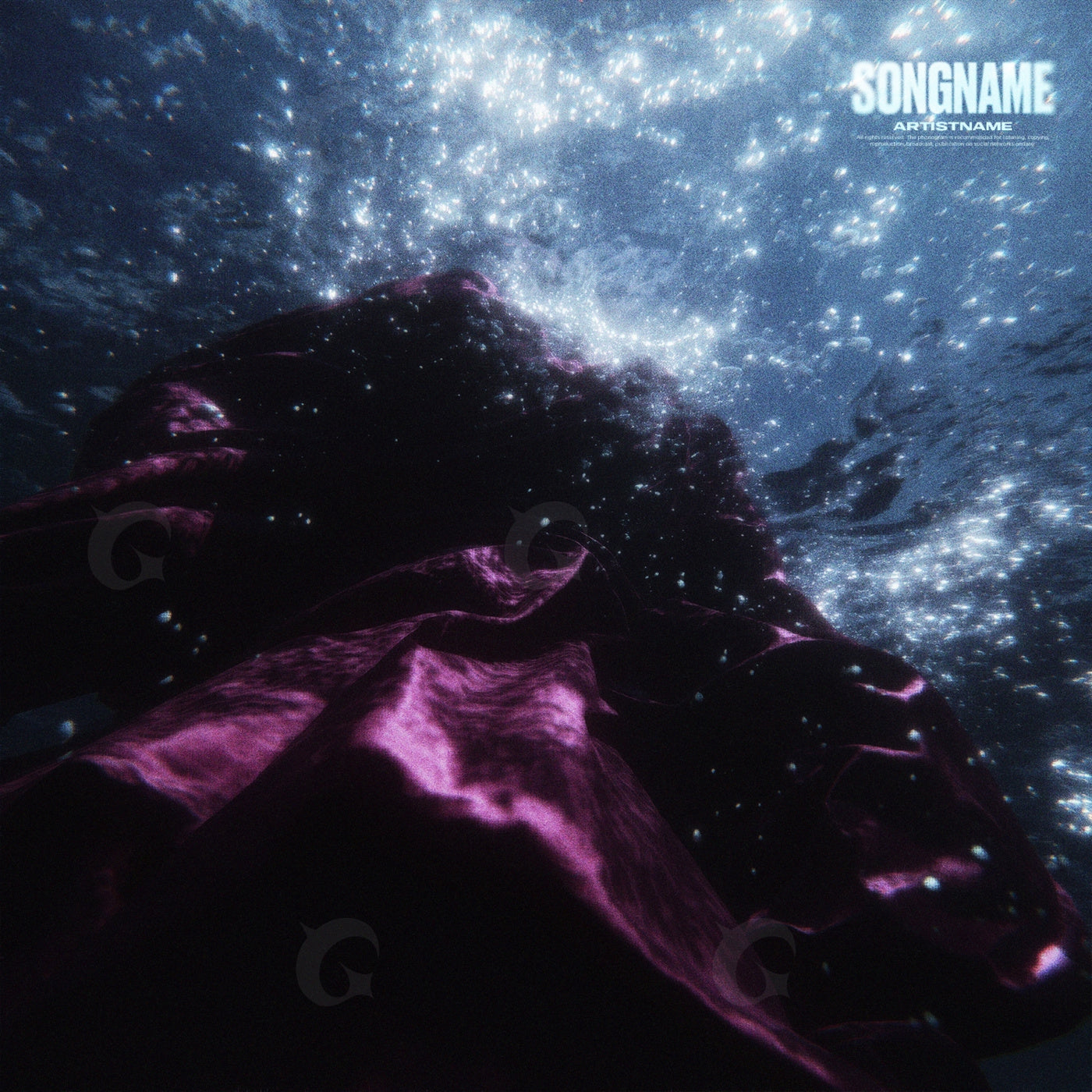 Underwater silk drift