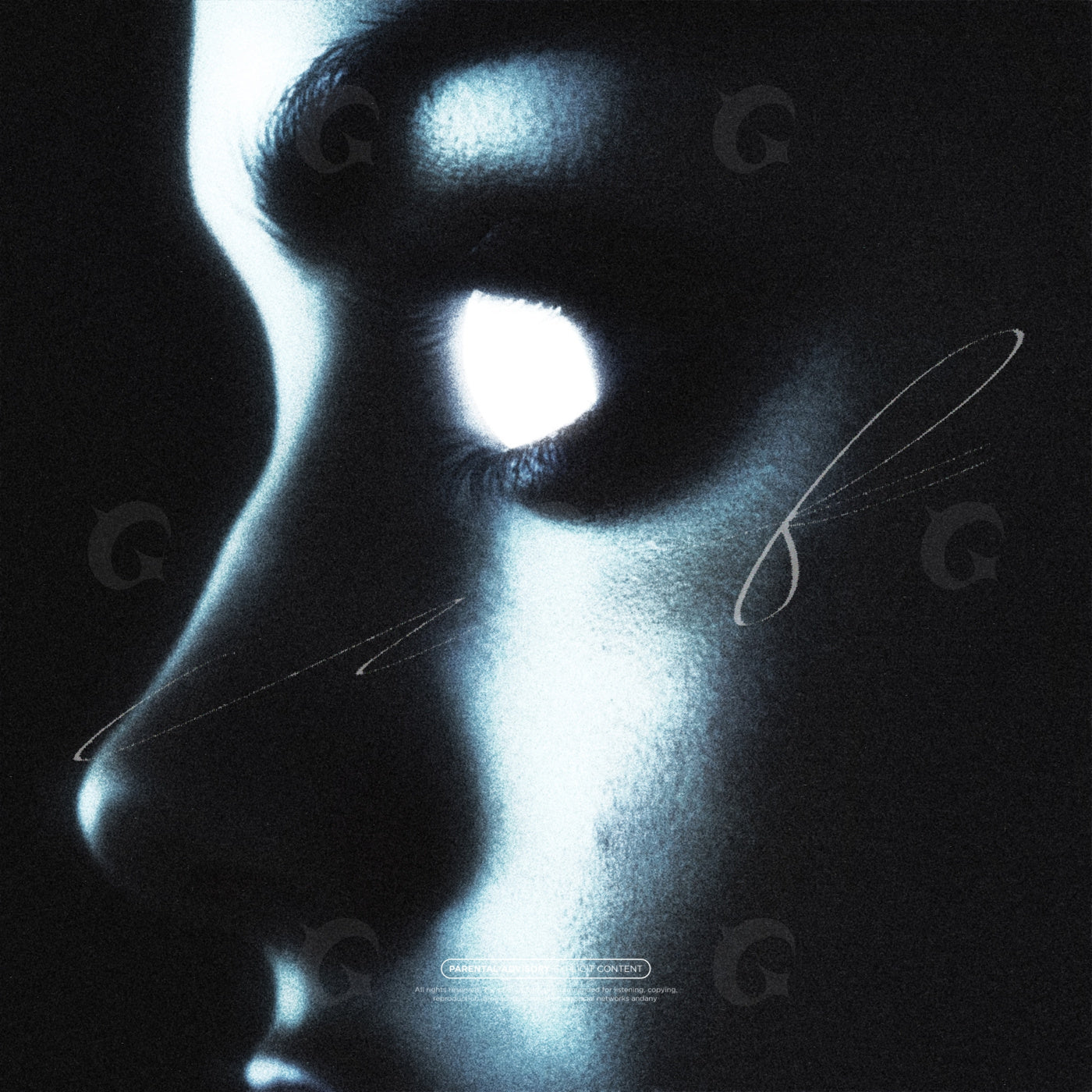 Silent eye glow