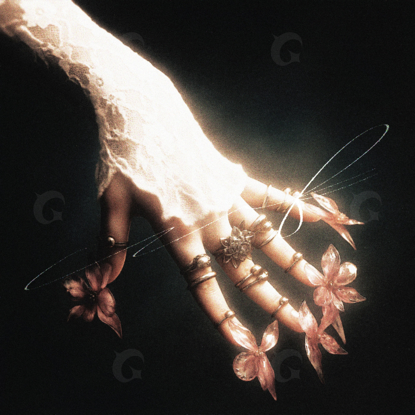 Petaled ringed hand