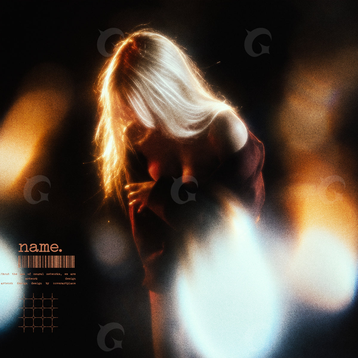 Pochette d’album prête à personnaliser : une silhouette féminine blonde parmi des lumières dorées et des reflets flous.