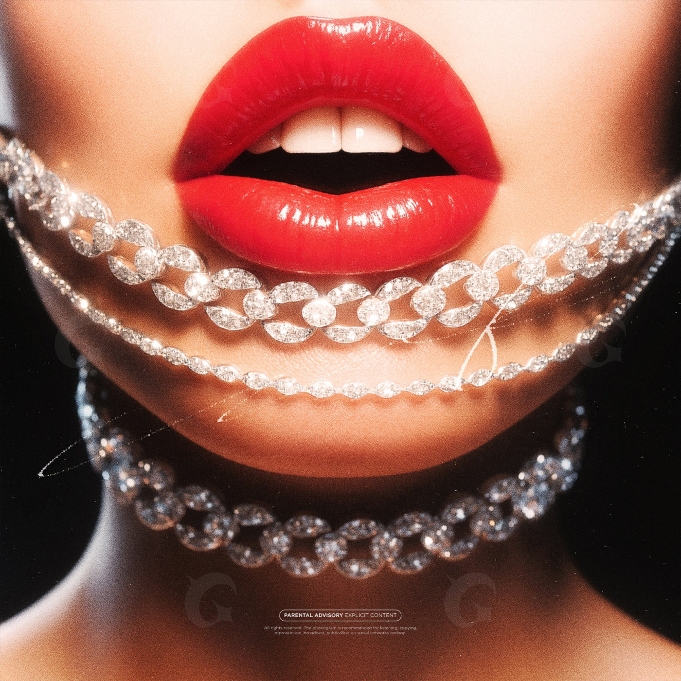 Lips and diamond chain