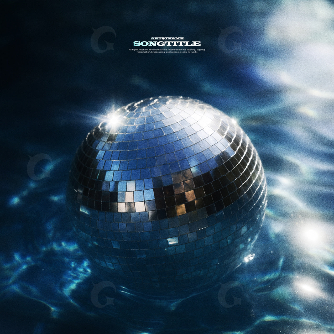 Mirror ball floating