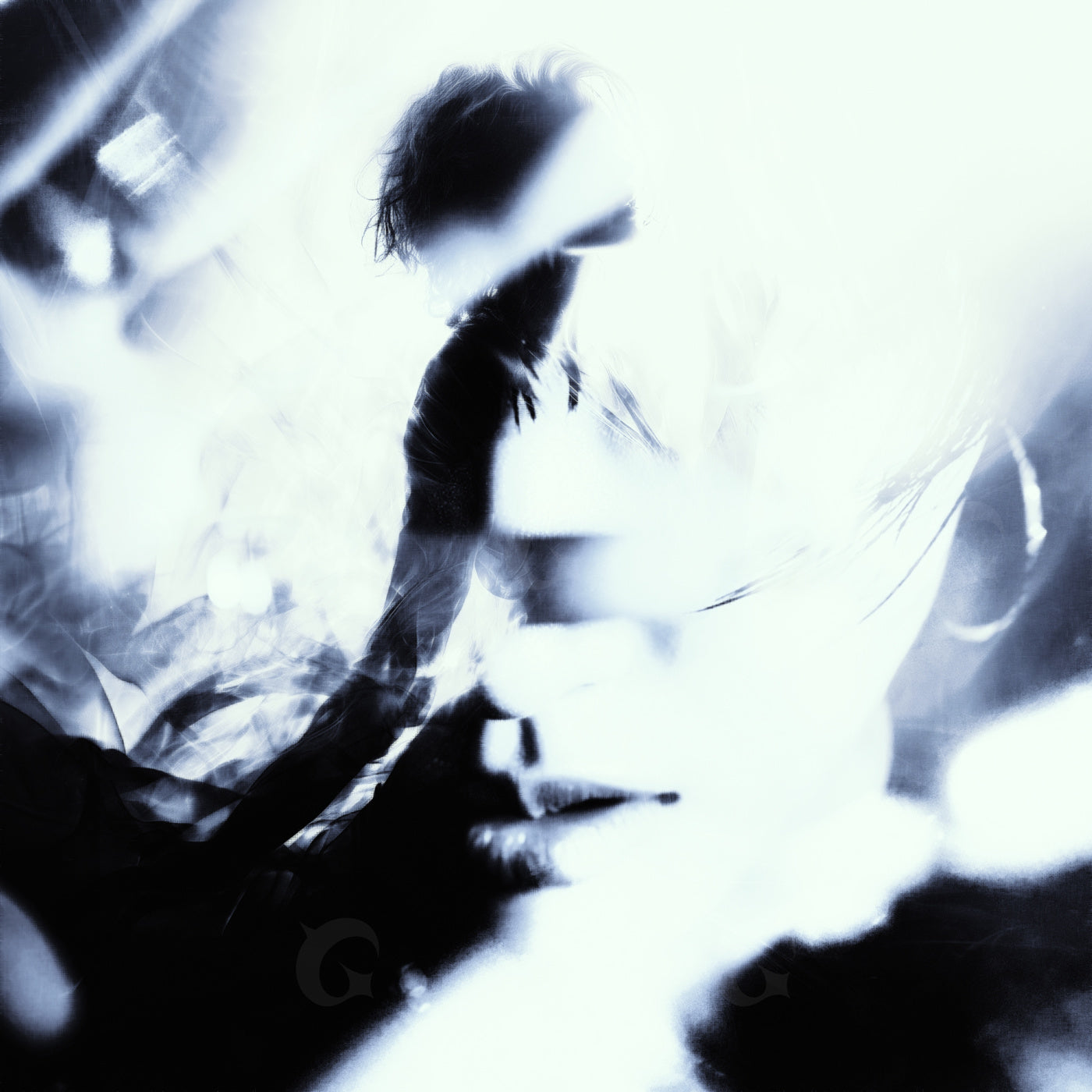 Echoes of a silhouette